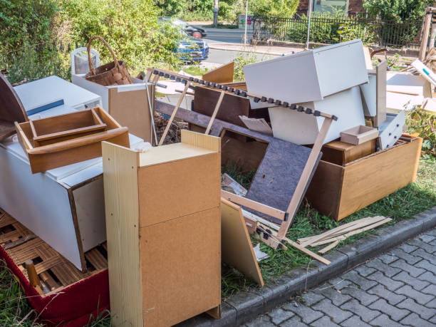 Best Yard Waste Removal  in Bluff City, TN